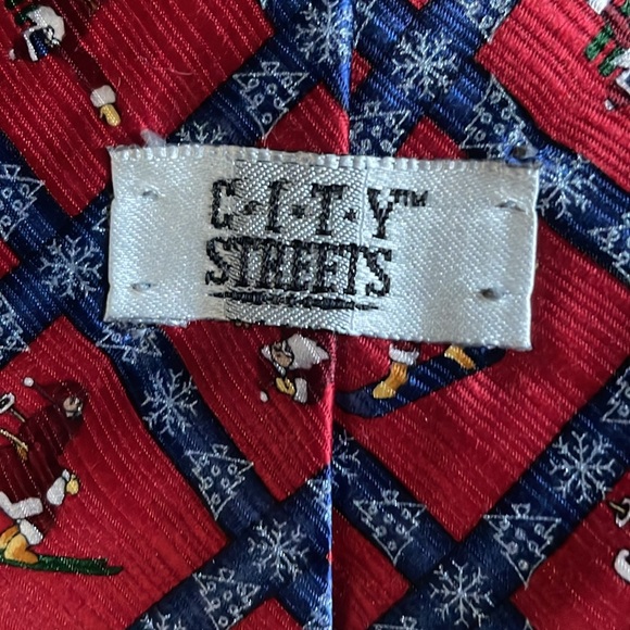 Men’s Christmas Tie. Santa snow sports. City Streets brand. Red. 100% silk - Picture 3 of 4